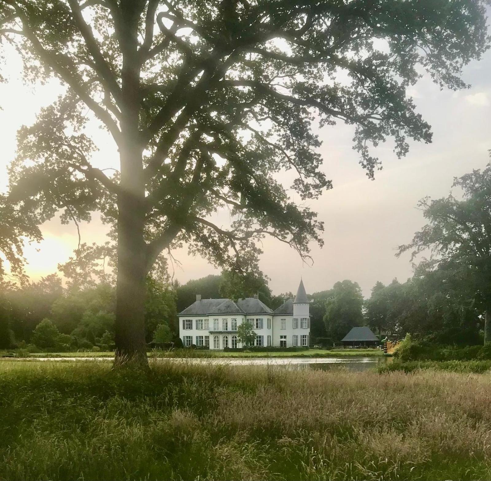 B&B Kasteel Den Tip Arendonk Екстер'єр фото
